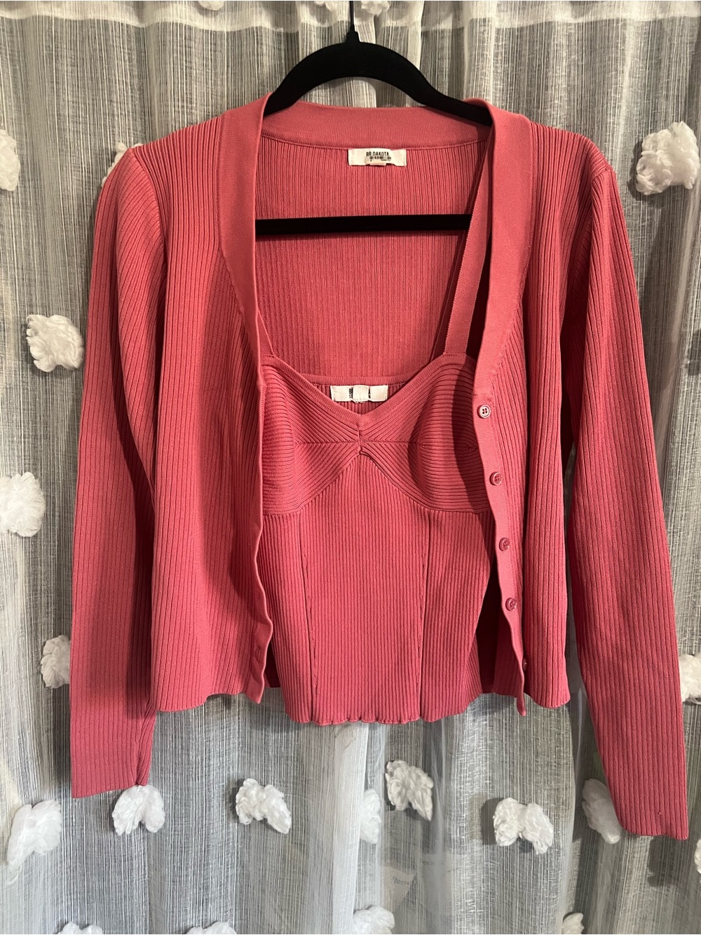 BB DAKOTA SPRING ROLL SWEATER SET